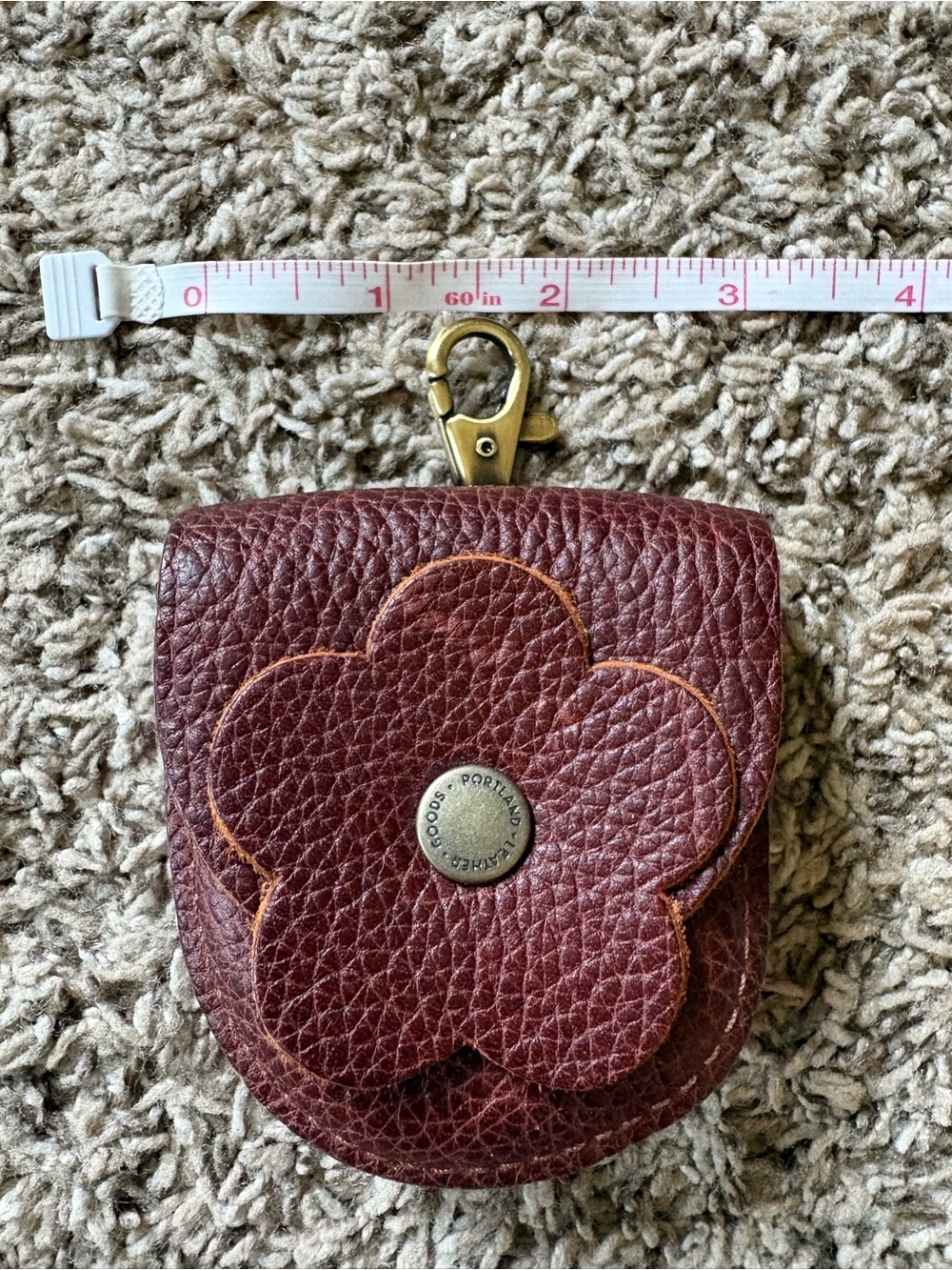 PORTLAND LEATHER Clip On Petunia Pouch Color Nutmeg - Picture 7 of 10